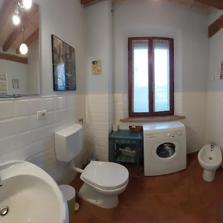 Romantic Garden Parking In Podere Merlo