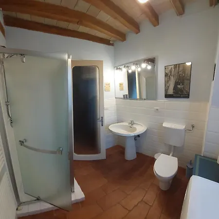 Апартаменты Romantic Garden Parking In Podere Merlo *