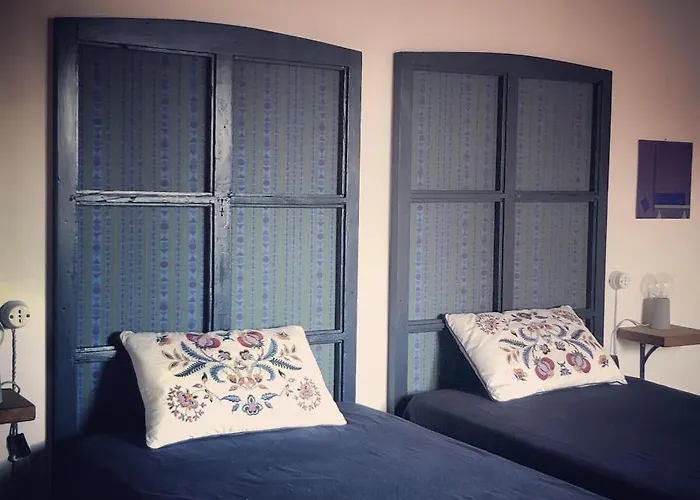 Romantic Garden Parking In Podere Merlo Parma